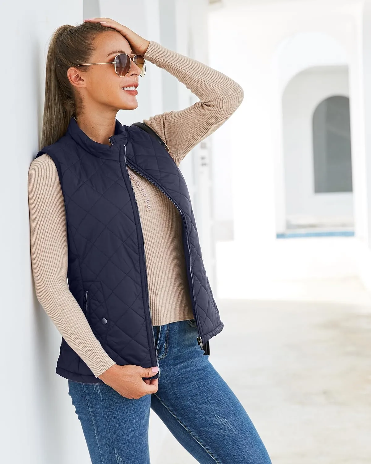 Xeoxarel Women's Quilted Vest with 4 Pockets, Puffer Padded Gilet (Available in Inner Pockets)